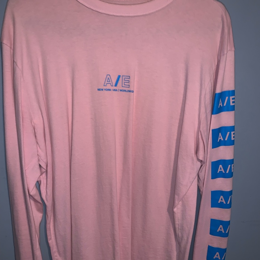 Pink blue american eagle shirt
